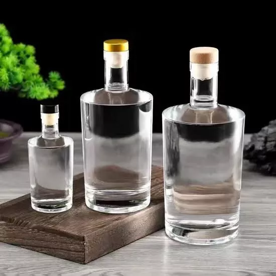 Buidéil Tequila Vodca Fuisce Gloine 100ml le T-Corcaigh